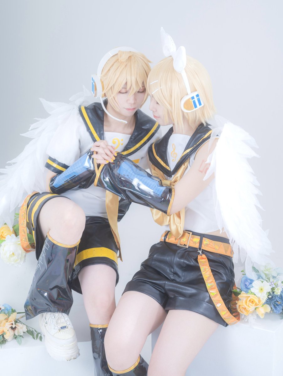 _mirror_02's tweet image. 君とだから飛べる羽根 ໒꒱· ﾟ

#鏡音誕生祭2025 #鏡音リン・レン誕生祭2025 
これからもふたりで飛躍していってね