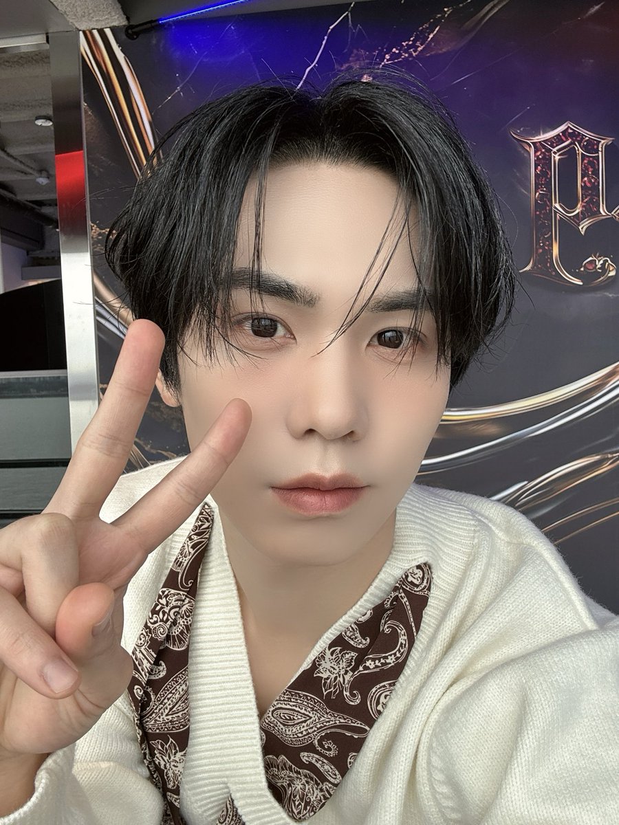 ROCKY tweet media