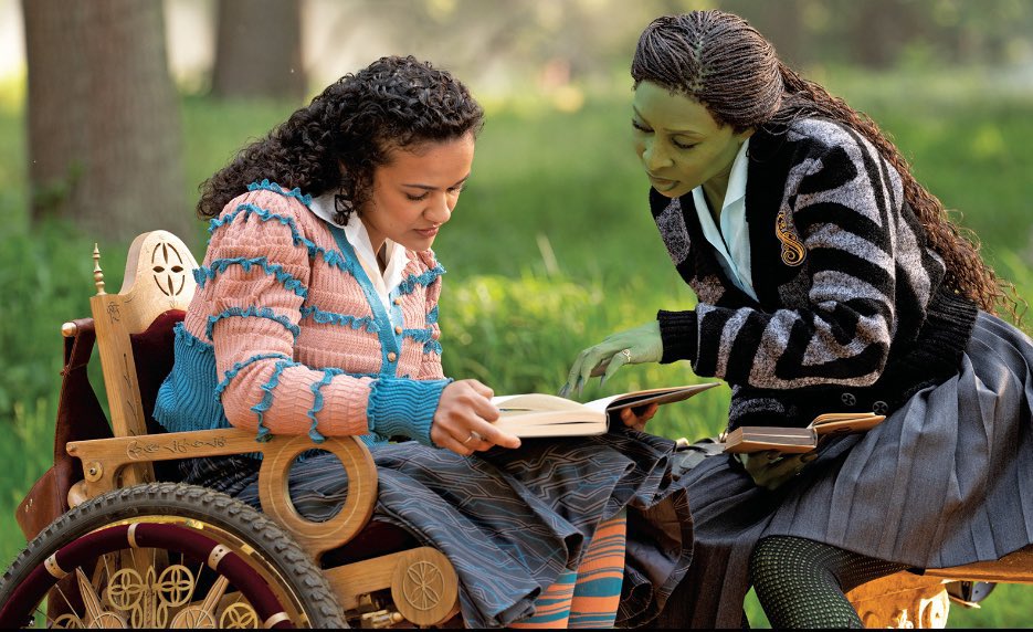 gelphiekisser's tweet image. thropp sisters ♡