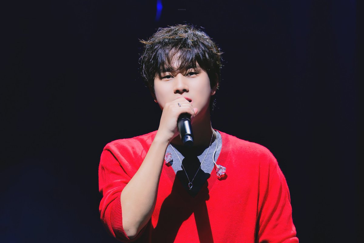 251225 오늘의, eMUtion DAY4 

#이무진 #LEEMUJIN