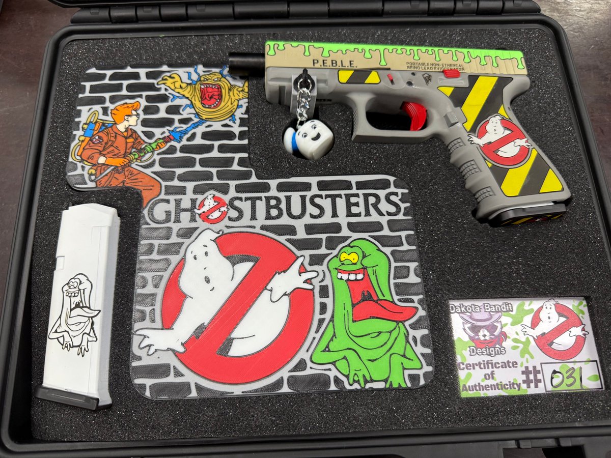 CleaverFirearms's tweet photo. New Dakota Bandit Glock 19 Ghost Busters Limited Edition 9mm, with 122mm Club Legal Barrel, Engraved, Custom Cerakote, Custom Case and Ghost Trap Handgun Stand.....
#glock #model19 #custom #dakotabandit #madeinusa #cerakote #engraved #rangeready #compready #collector https://t.co/7j0g3HjRqX