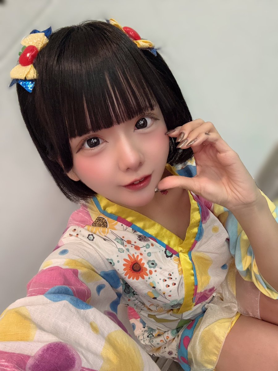 にゃりこ@プロフィール一読下さい りこにゃんと笑顔で2025年終わろうねぇ( )