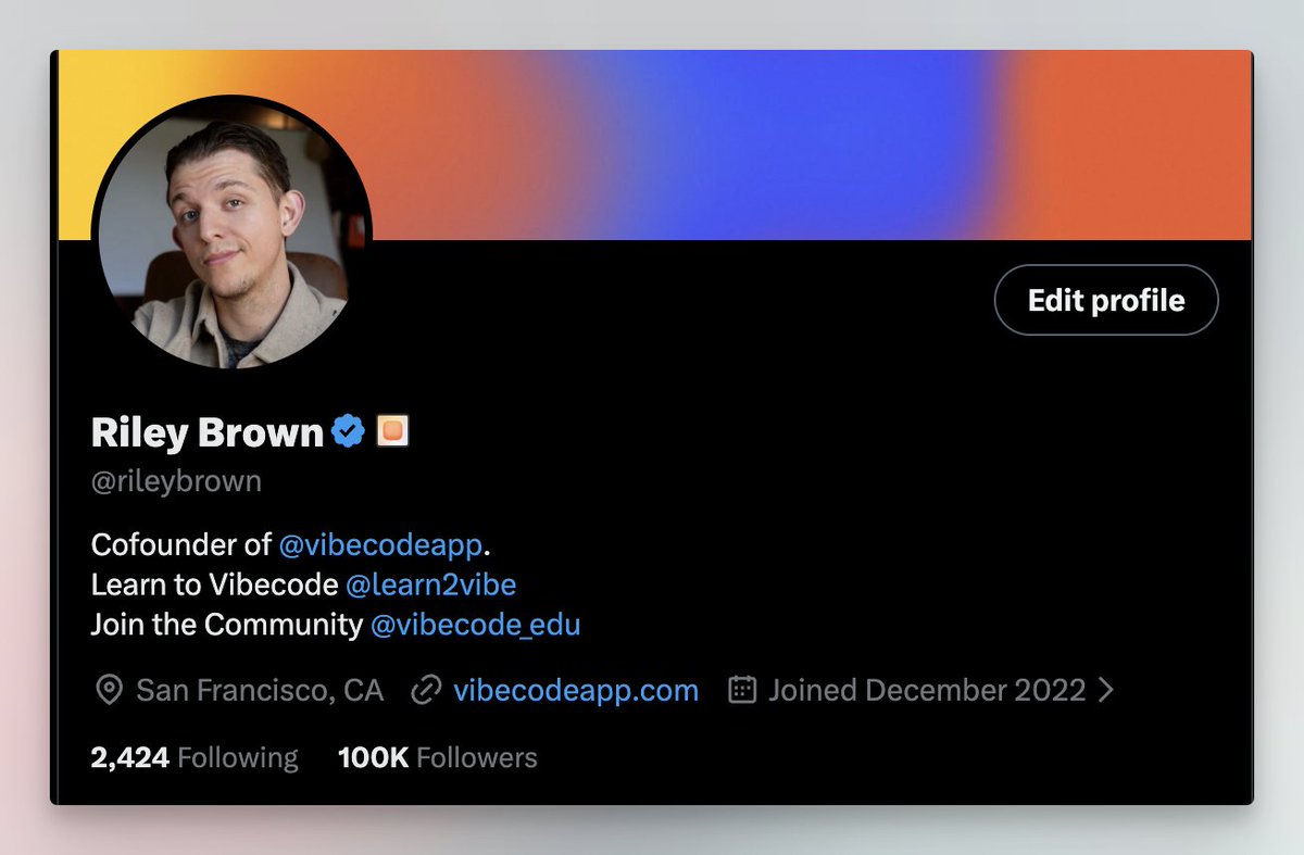 Riley Brown tweet media