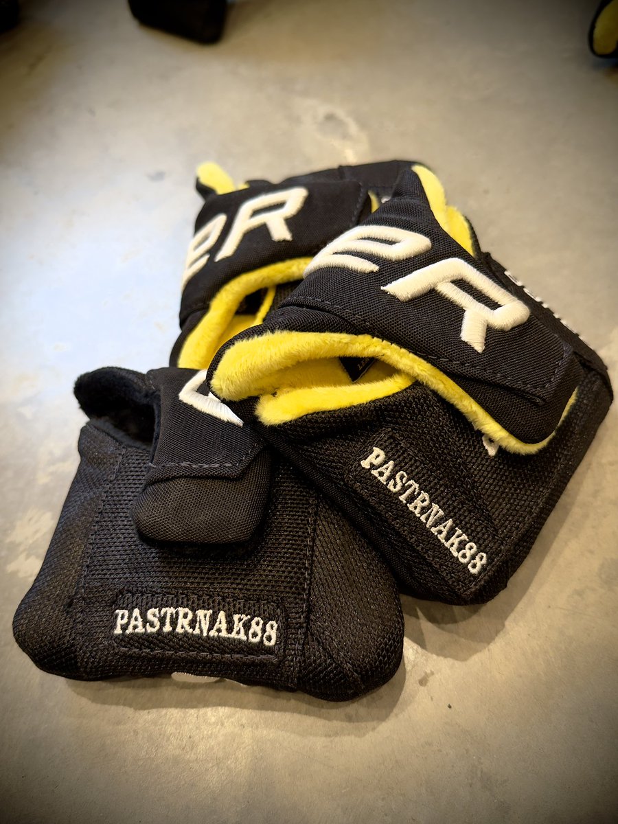 SecondStringLC's tweet image. Pick Your Cover ⛳️ 🤔 
……
🛜  secondstringleather.com