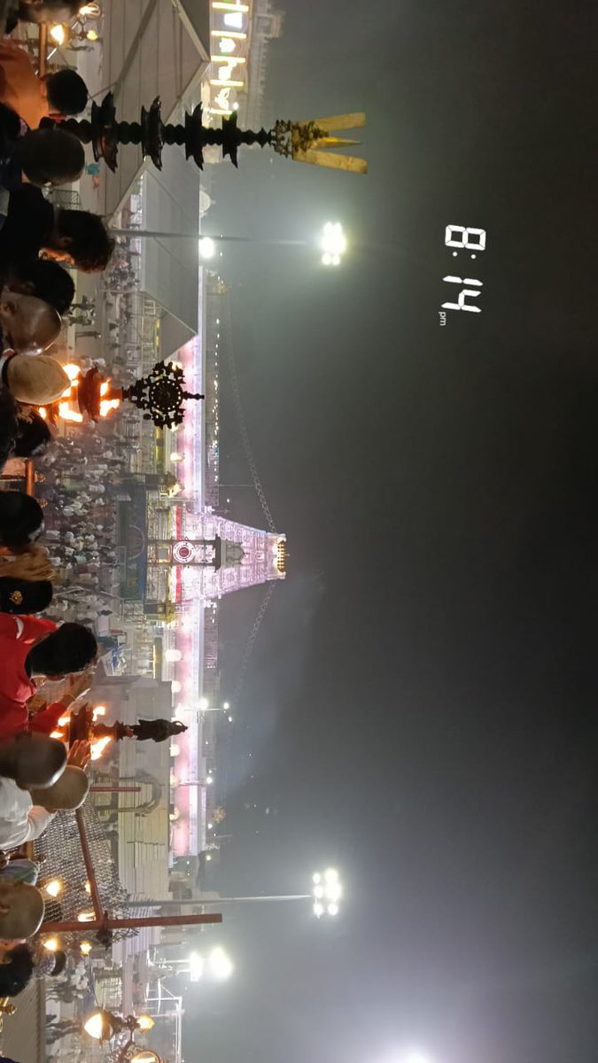 eswarnarayan_pm's tweet photo. Yesterday at Tirumala 🙏
Darshan complete chesam… chaala rush undi, so pre-planned ga vellandi, ledhante nijamga chaala kashtapadalsi vastundi.
Kaani aa kshanam lo Him chusina ventane anni alupu, waiting, stress anni totally lite ayipoyayi ✨
Heart full peace, mind full calm 🧘‍♀️
Aa oka darshanam chaalu… motham journey worth anipinchindi 💫
Govinda Govinda 🙏
