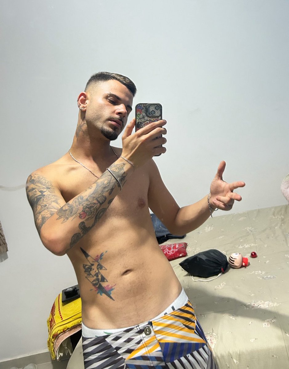 dttleo's tweet image. Bom pós natal