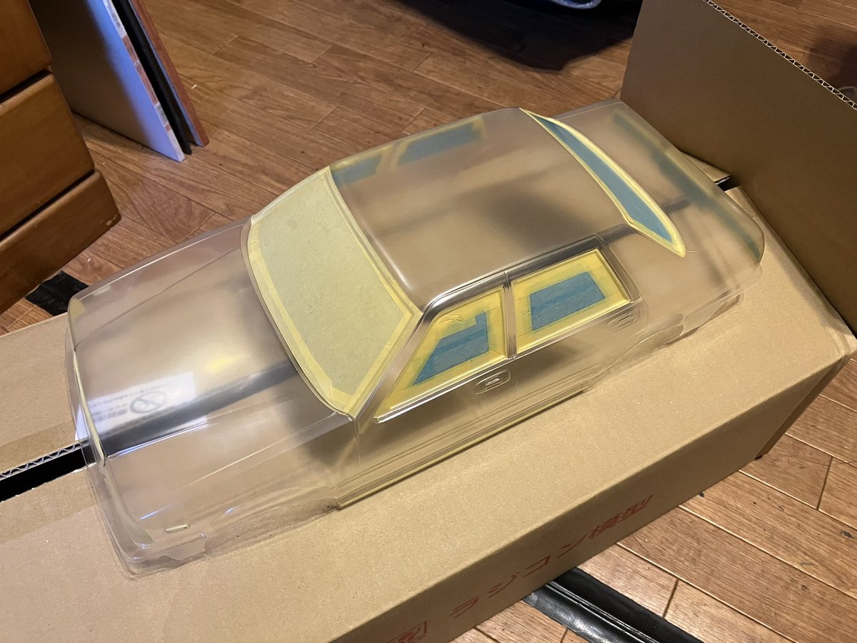Ryu__EUREKA's tweet photo. 787Bよりも手間のかかる車だった…
ホイールもワイヤーにしたから普通には売ってないし、その間に実車も修理が必要になるし笑
ただ、完成度は良い✨
RCカーボディだからシャーシに乗せたら走れる全長400mmオーバーのミニカー(´∀`)ノ
#PANDRARC
#y31 https://t.co/Arv7IgIFnF