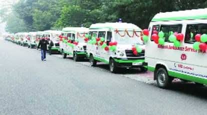 साल 2012 में उत्तर प्रदेश को नया युवा मुख्यमंत्री मिला था अखिलेश यादव पूर्वांचल दौरे से लौटते हुए उनका काफिला हाईवे पर था लगातार बारिश हो रही थी। तभी उन्होंने कहा “हाईवे छोड़ो… गांवों के रास्ते से चलो।

ड्राइवर ने हिचकते हुए कहा, साहब, रास्ता बहुत खराब है,अखिलेश जी ने कहा कोई