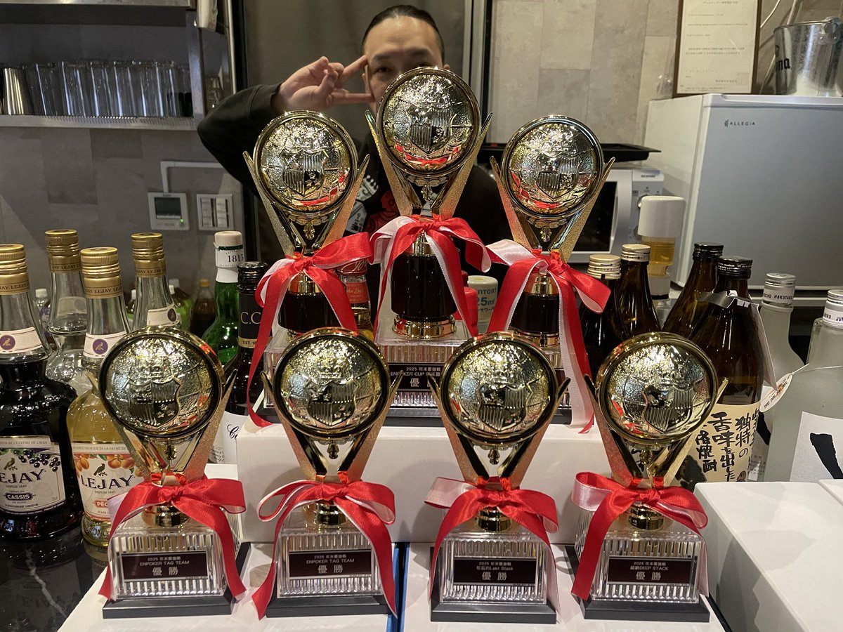 Pokerstars Manila Megastack 優勝トロフィー Yahoo!オークション