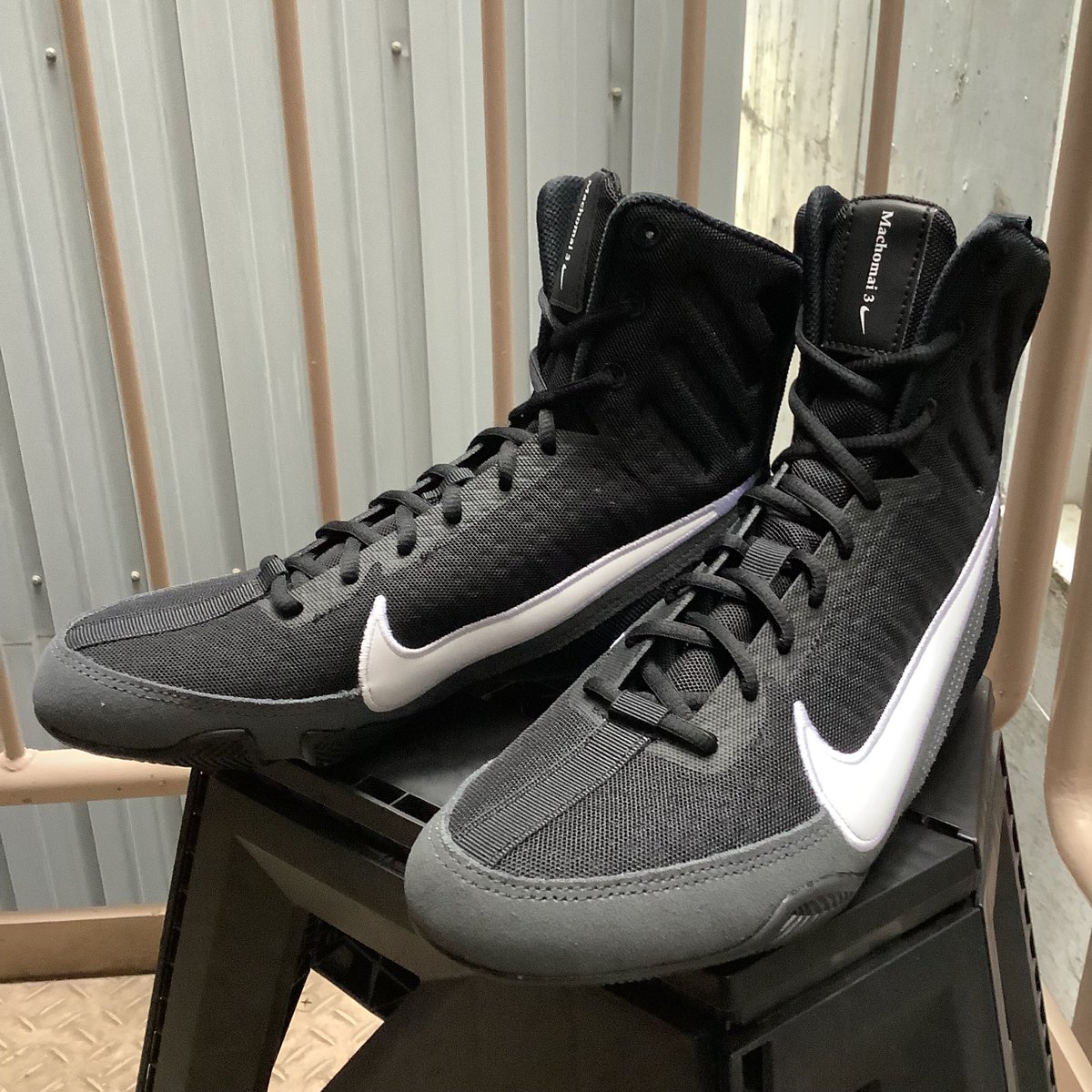 NIKE MACHOMAI 3 お待たせ致しました。 リクエストの多かった NIKE