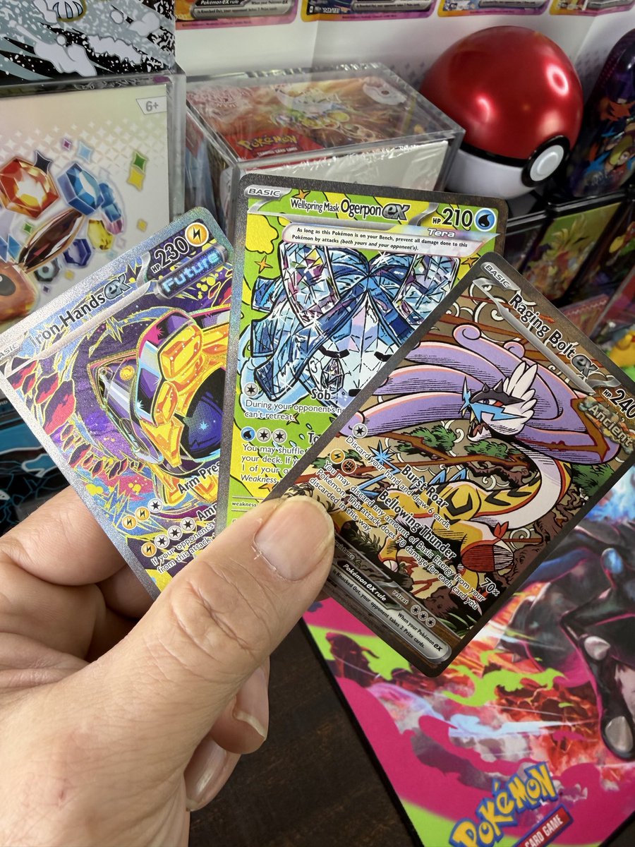 j96805_jr's tweet image. Insane Pulls from Prismatic #pokemonpulls #prismatic #Bigpulls #packopening #tcglife