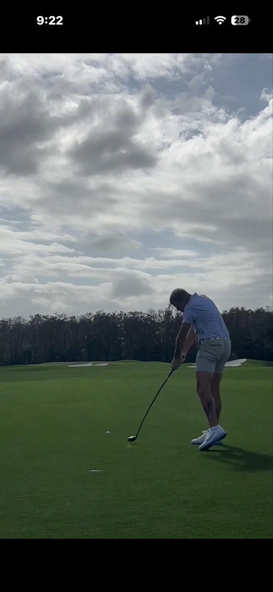 cnorman11's tweet photo. @daltoosh Reverse shank, my friend lol. Hit it so far on the toe that it was off the corner of the club. Better than the standard shank if ya ask me 🤷🏻‍♂️ https://t.co/DnTSxavRra