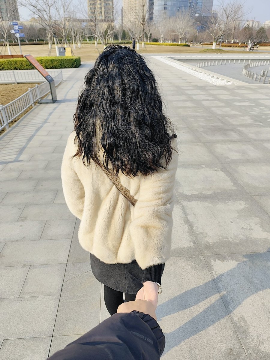 i秀👫 tweet media