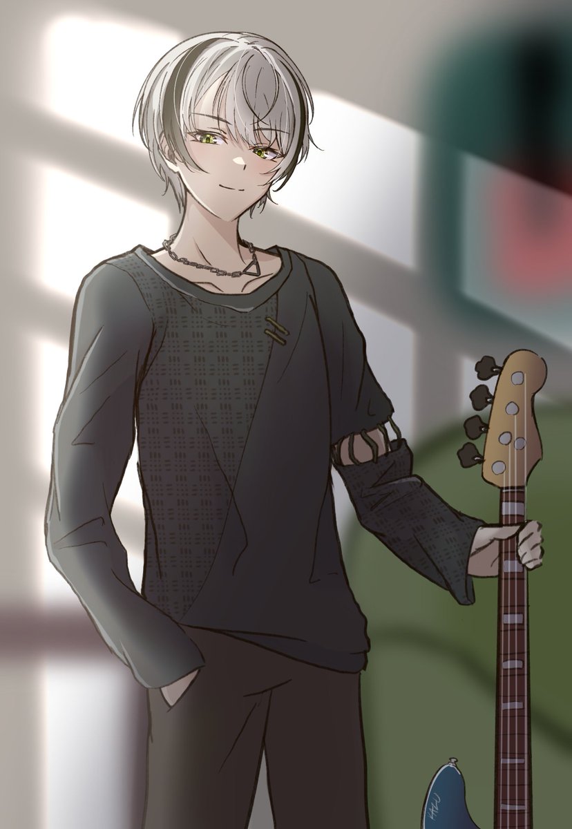 ☆52 【Kazu様】ご依頼品 8月12日まで実施、目を惹きつける斬新なケースの機械式腕時計 『Azusa