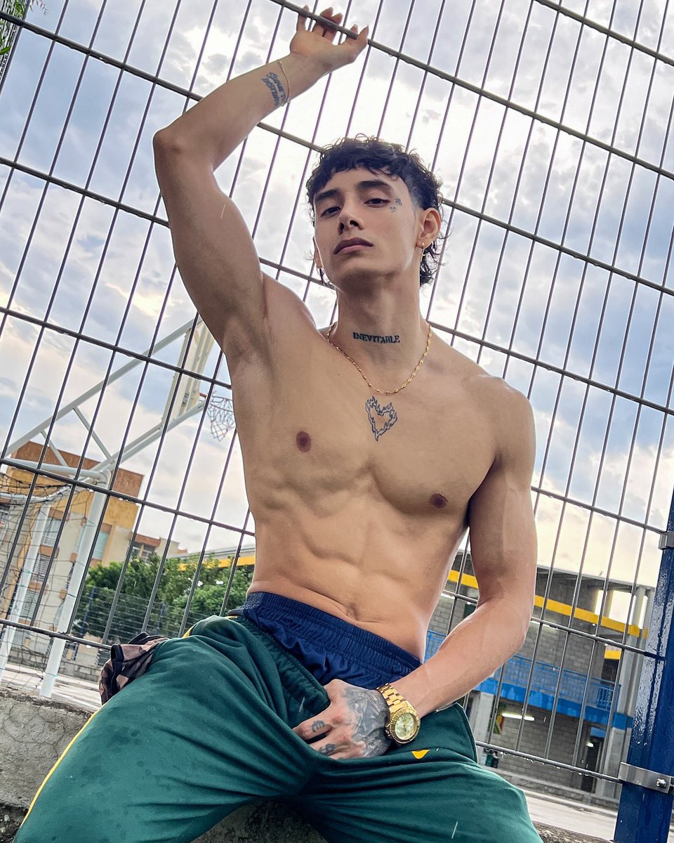 ผู้ชายรักแร้เนียน - Men's Smooth Armpit tweet media