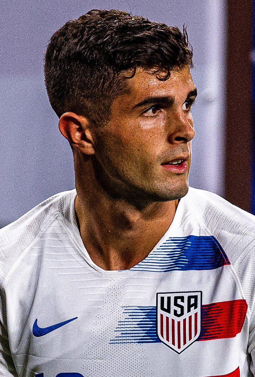 EsTendenciaEnX's tweet image. “Christian Pulisic”:
Porque el líder de la selección yankee se está culeando a Sydney Sweeney