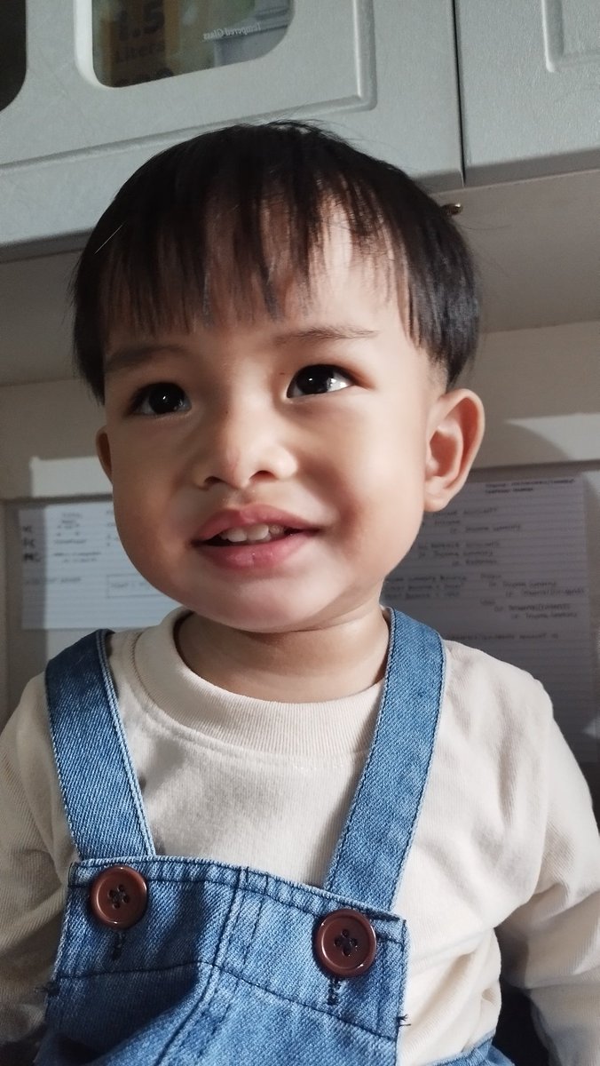 JdPrd12's tweet photo. First time ko magkapamangkin. Ang saya pala kapag may bata sa loob ng bahay😊 https://t.co/PnXczvfr5i