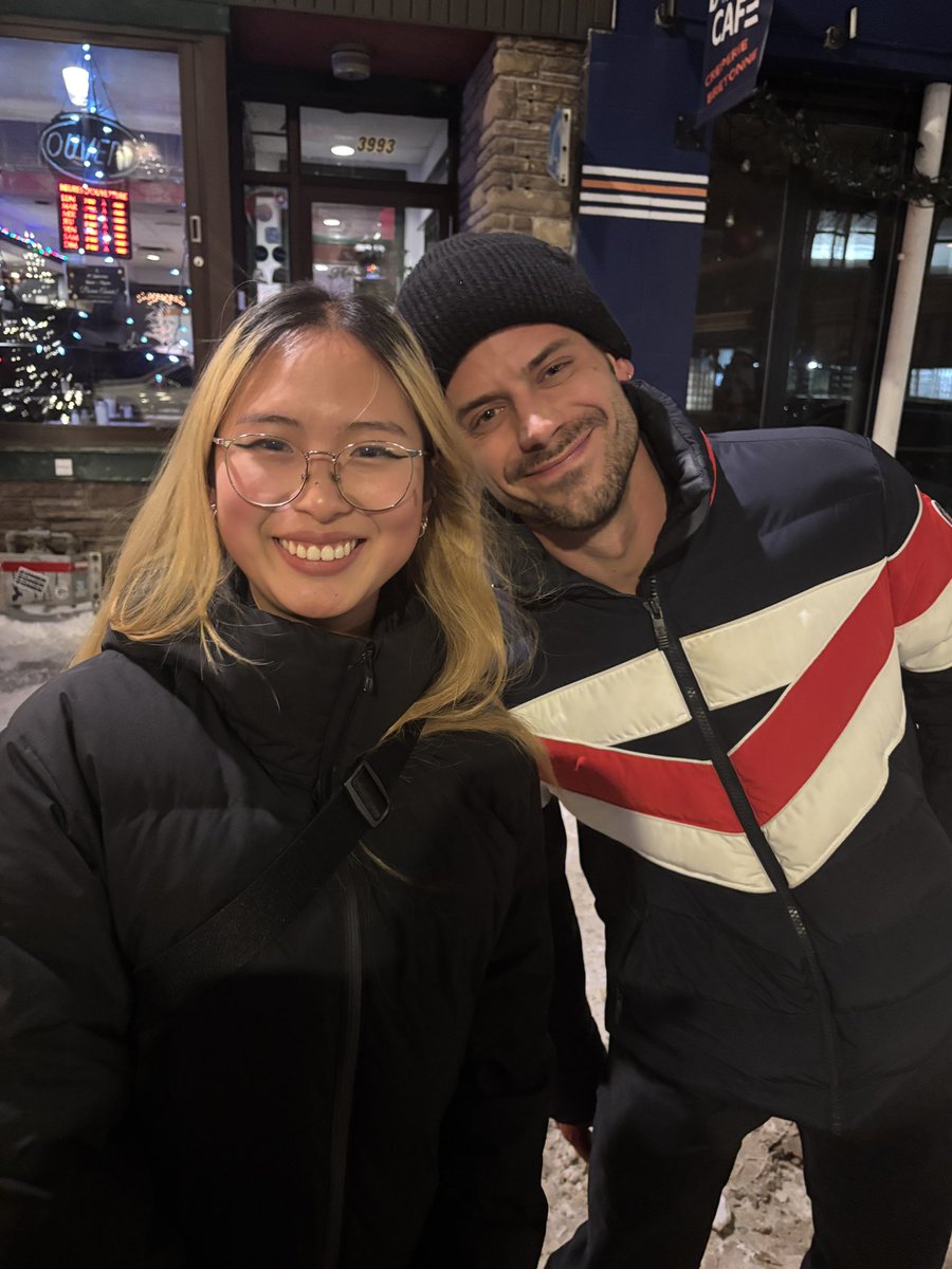 akaaqshi's tweet image. HES SOOOOOOOO BEAUTIFUL HELLO FRANÇOIS ARNAUD