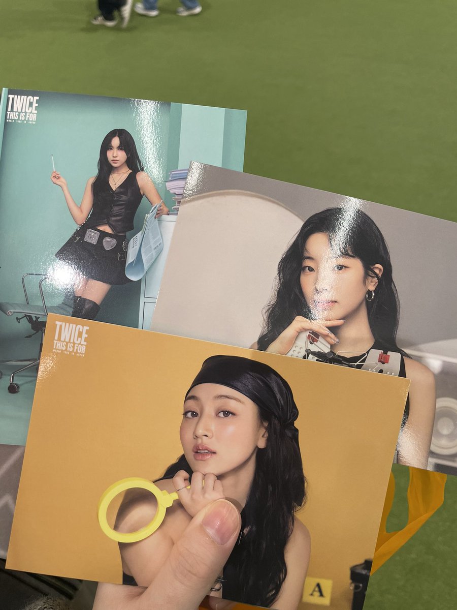 yu_hudyu's tweet photo. TWICE ラントレ 交換

譲 写真のジヒョ以外
求 ジヒョ 同異種

郵送希望です📮
まとめて交換優先いたします🙇‍♀️ https://t.co/wAWCzb9ol3