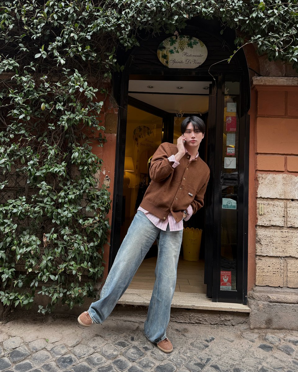 kxungs4ol's tweet image. ; ผมบอกพี่แล้วใช่ไหมว่าไม่ต้องโทรมาหาผม
 ; 😕
 ; เพราะผมรู้เวลามารับพี่ไงครับ ผมมารอพี่ โดยให้พี่ไม่ต้องโทรบอกผมเลย

((🫦🫦🫦))