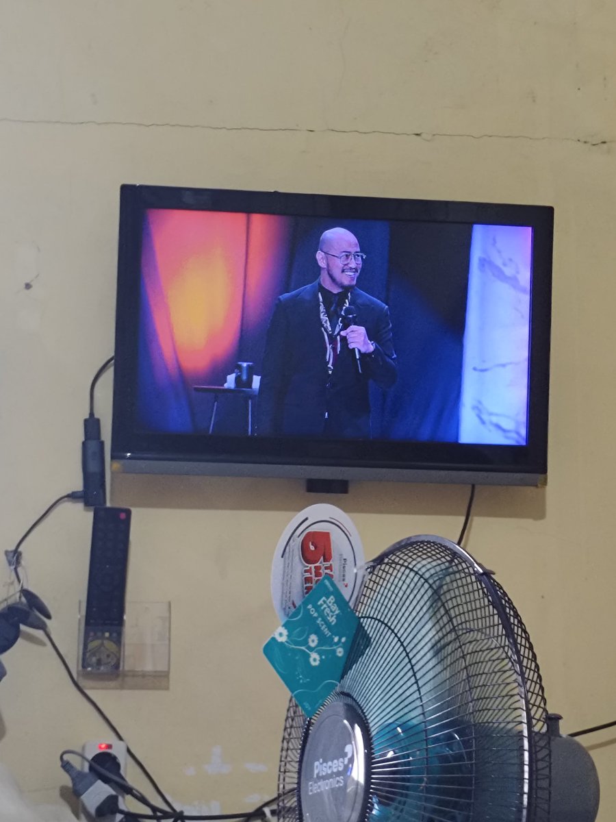 duhpusing's tweet image. Karena g disensor , nonton di dapur dlu sm @ririnasriaaa biar anak2 g denger bahaya bang @pandji @NetflixID #MensRea