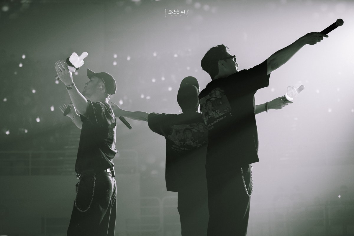 a_rainy_April's tweet photo. 251226 EPIKHIGH CONCERT DAY2
#에픽하이 #EPIKHIGH https://t.co/JSYgdZxO4A