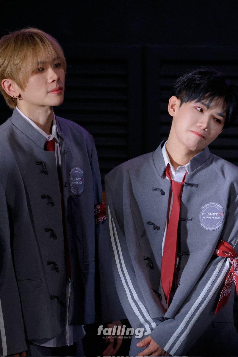 𝓯𝓪𝓵𝓵𝓲𝓷𝓰 tweet media