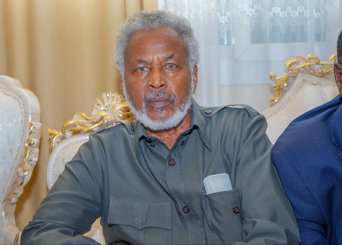 Waxaan si qotodheer isaga warsannay duruufaha deegaanka, dardargelinta nabadda, gurmadka abaaraha iyo ka qeyb qaadashada dowlad dhiska heer goboleed iyo heer Federaal.