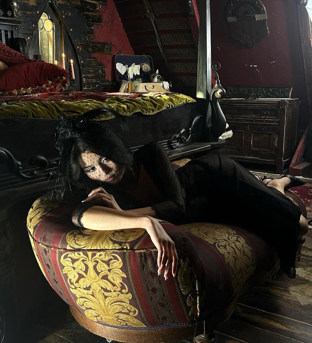 dolIcoded's tweet image. forever devoted to you