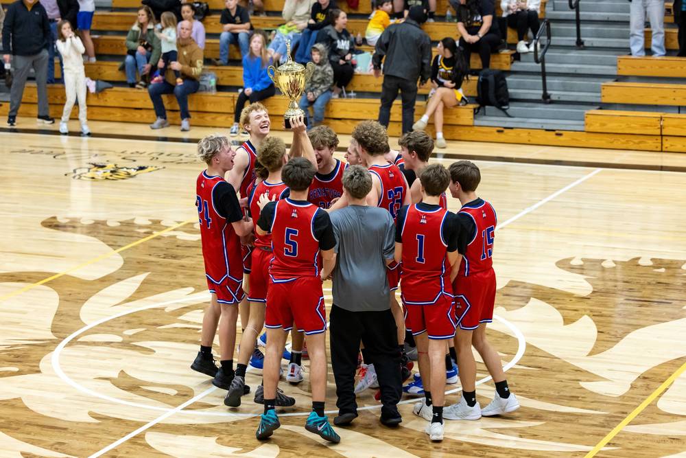 WWSenatorSam's tweet image. West Washington Boys Basketball Wins Holiday Tourney westwashingtonschools.org/o/senators/art…