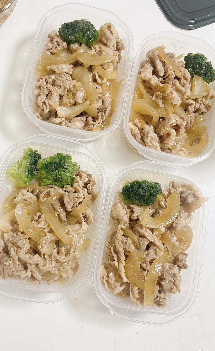 sari_0707's tweet photo. 冬休みもストック弁当🍱

#ストック弁当　#冬休み　#お昼ごはん https://t.co/qe8CHP7OnM