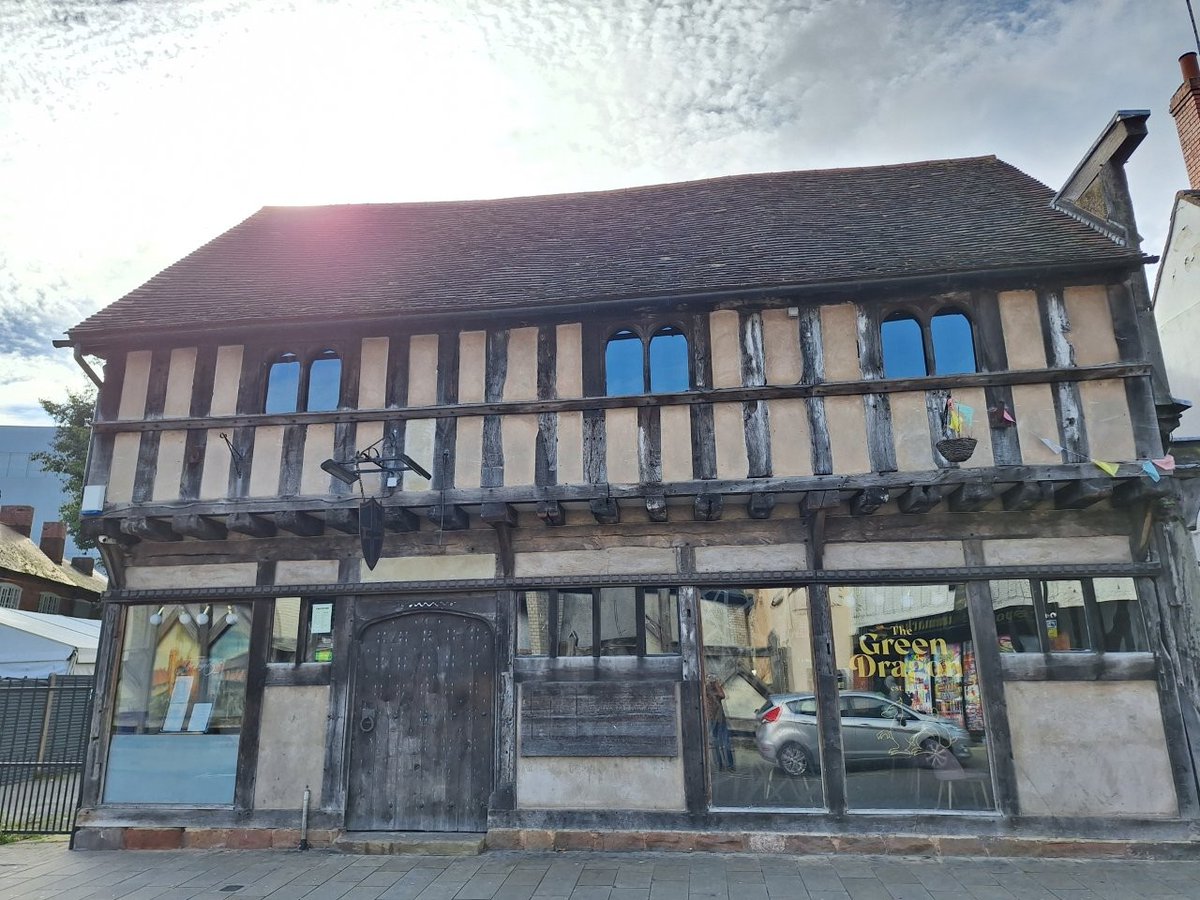 krishnakumartk's tweet photo. Step back in time without leaving the city. #SponStreet, #Coventry is a rare example of a medieval street reborn,where #timberframes and artisan trades live on in modern life. 
#CoventryHeritage #TimberFramed #UKheritage #IndianColumbus #TravelWithKK
 https://t.co/rjZUTopOro https://t.co/9iJL4rMZ2A