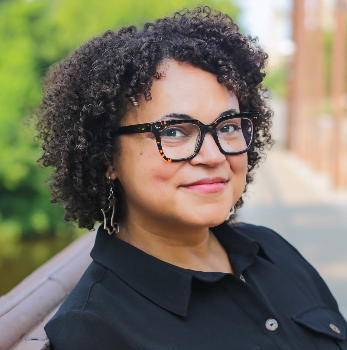 C_3C_3's tweet image. Jodi Harpstead ran the agency overseeing daycare centers in Minnesota from 2019-2024.

Tikki Brown ran the agency overseeing daycare centers in Minnesota from 2024-Present.

They didn’t know there were dozens of daycare centers taking MILLIONS of taxpayer $ with NO KIDS!?

Oops!