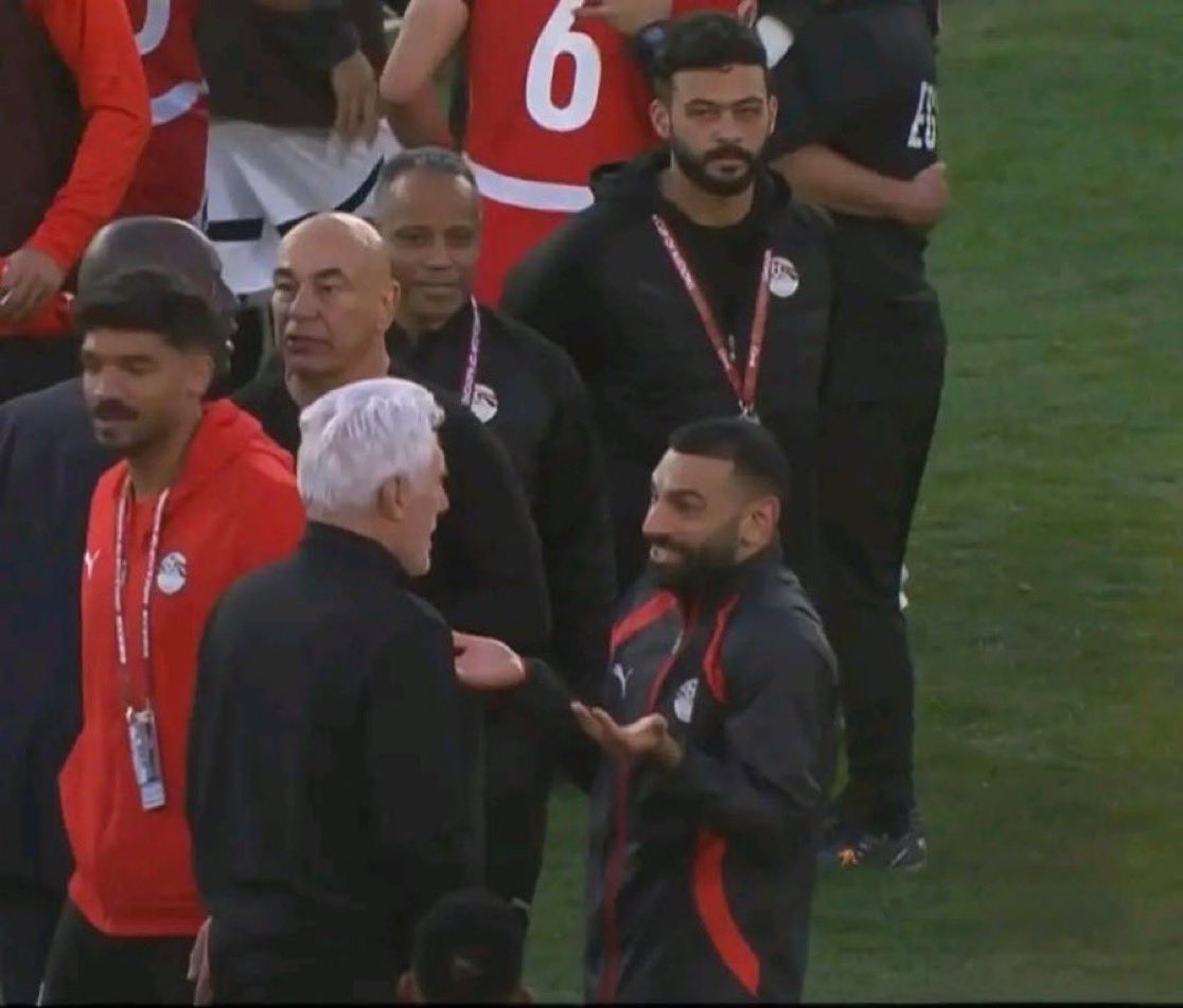 WonderMahlobo's tweet image. ???