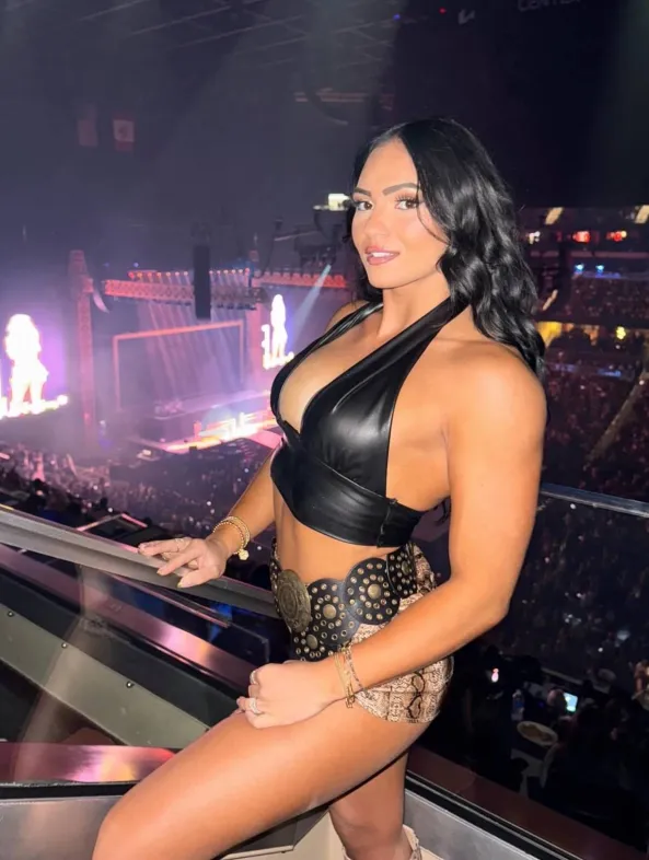 DestineToStun's tweet image. Stunning in every sense of the word. Doing it with class in the process.

x Kiana James
x sғᴡ | ɴsғᴡ 
x Pansexual

            ↻ &amp;amp; ♡