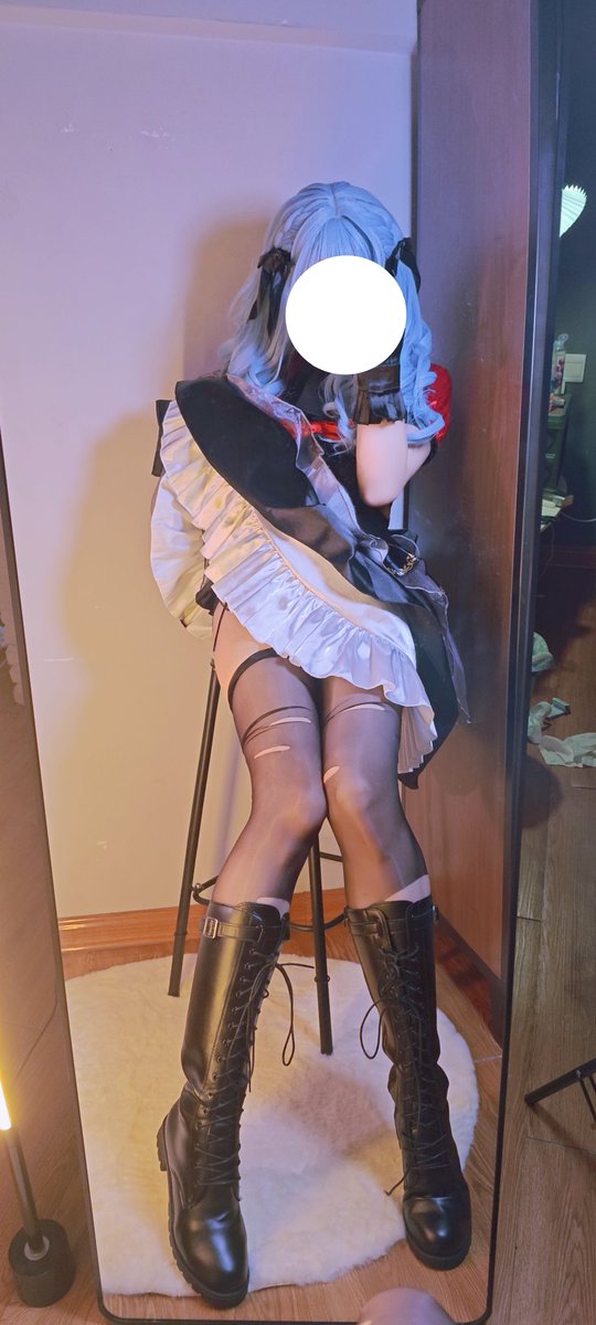 KobatoMB's tweet image. 被谁撕的