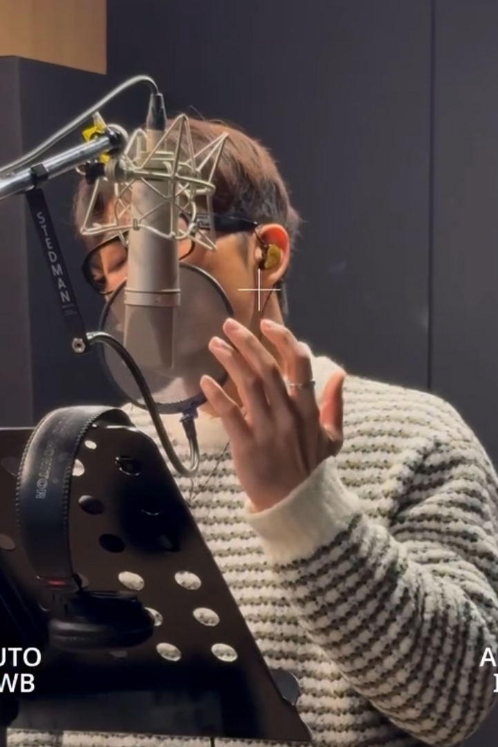 _4TFH's tweet image. 손🫶