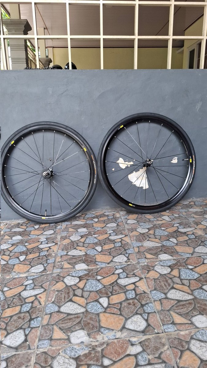 1_Ferry Aprilliano tweet media