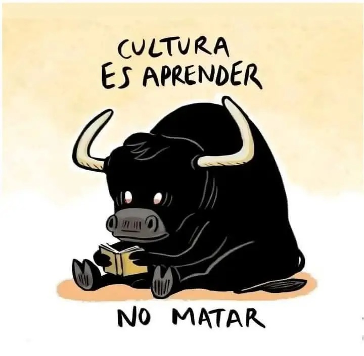 Las banderillas como aperitivo, el traje de luces para carnaval y la espada para tu culo ... Mamarracho con montera. #Antitaurino