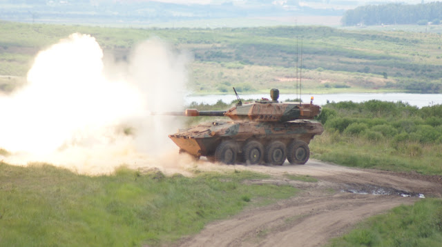 Centauro II-BR: Defesa brasileira avança rumo à produção nacional de blindados sobre rodas 
#Iveco #CentauroIIBR #blindado #ExércitoBrasileiro
is.gd/TQQ6Sz