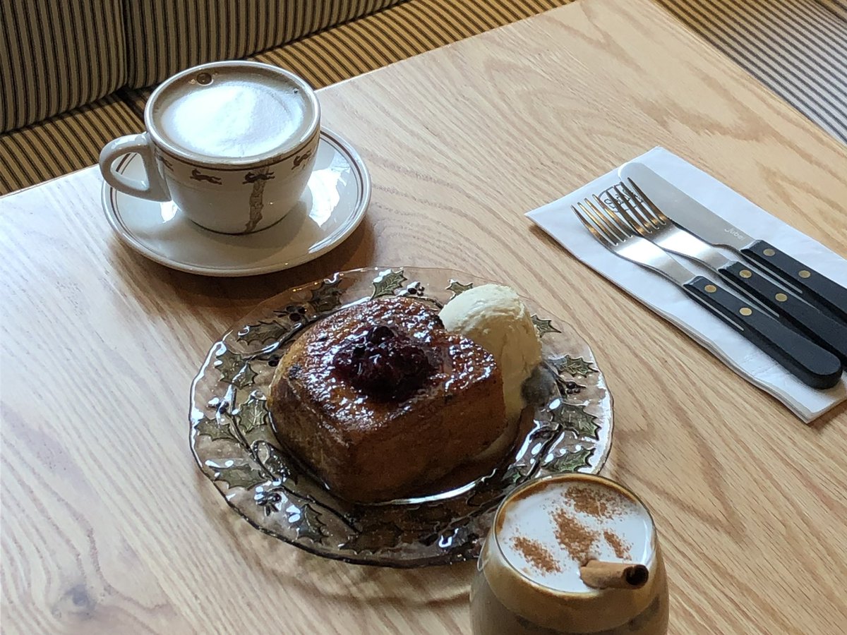 연말 분위기가 영원할 순 없을까나. . .