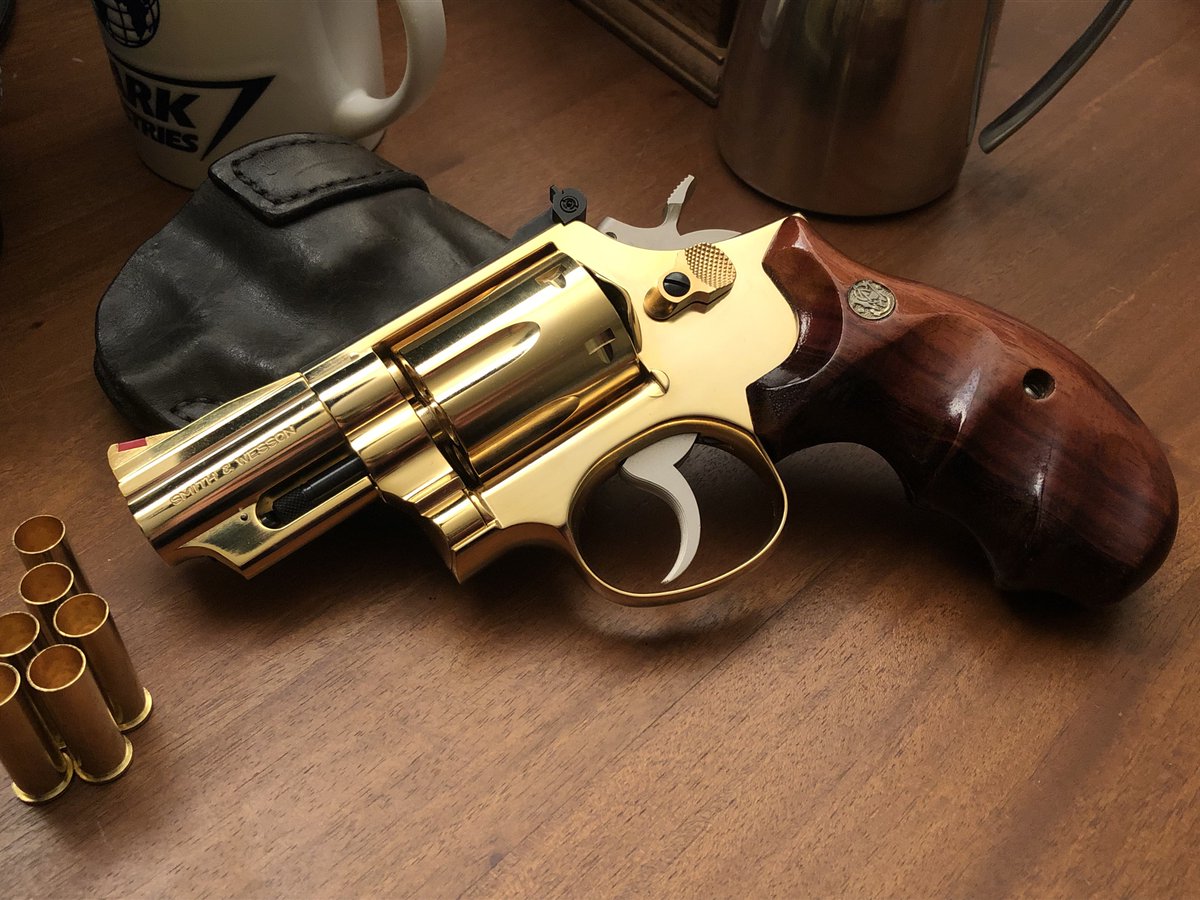 取引中　モデルガン モデルガン