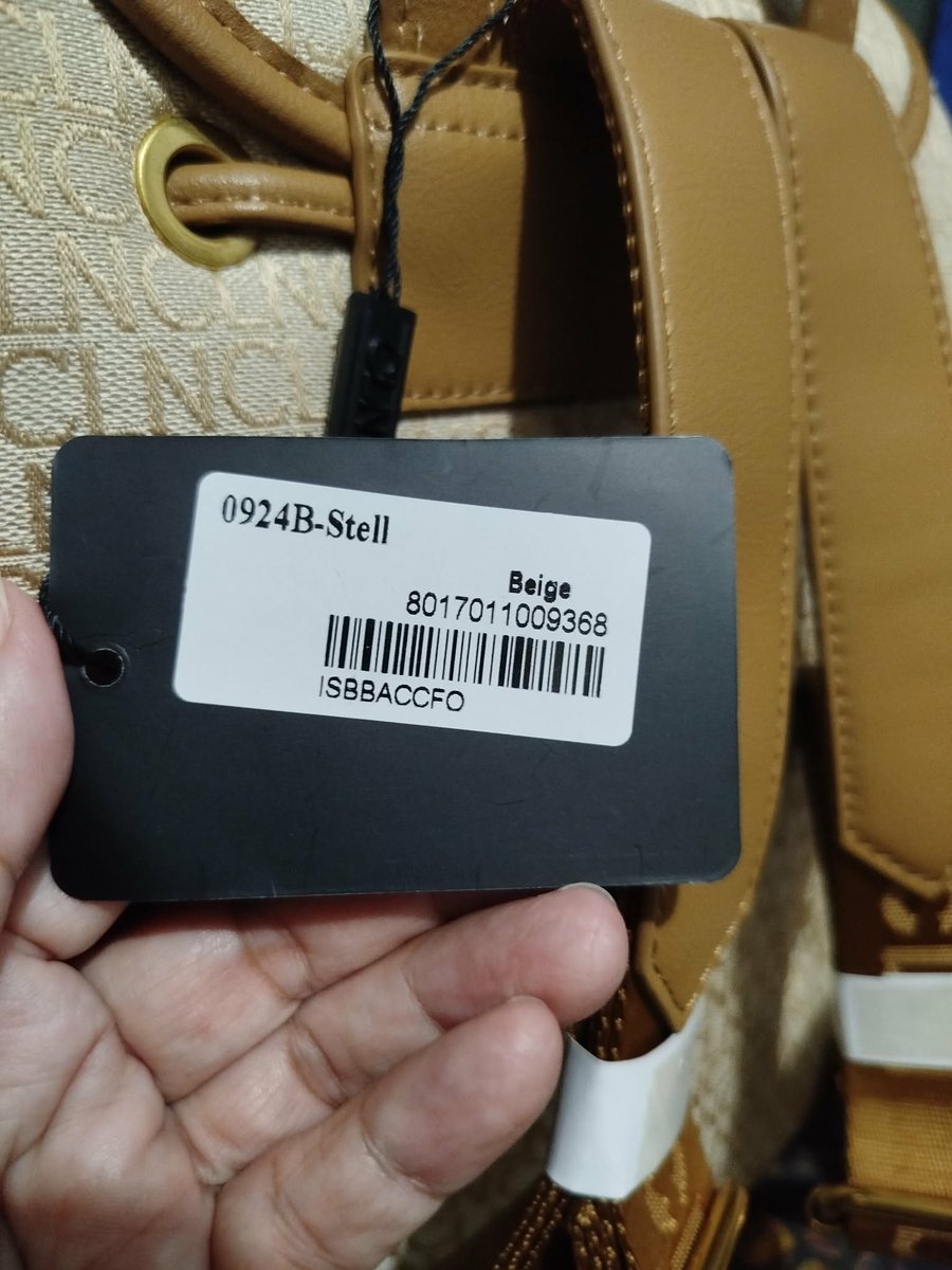 Not sure kung may connection si <a href="/stellajero_/">Stell Ajero</a> dito or fan ang owner ng CLN pero thank you sa supportive kong asawa sa pa birthday gift.  Hahahaha!!