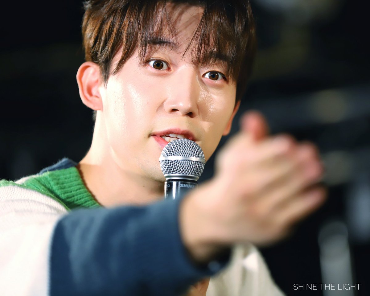 shinelightkevin's tweet photo. #UX1 1st Single [#HALO]😇🪽
RELEASE EVENT IN JAPAN 
20251223🎄 TOKYO #1

#2025忘れたくないUX1
大阪リリイベから始まった明日のライブへの出席確認 #HOON くんが一人一人に「来る？来る？」と確認していく😂

#KISEOP 曰く今年一番笑ったとのこと🤣

@KiSSeop91 
@HooN91y 
@kevinwoo91 https://t.co/oJZCqesYTg