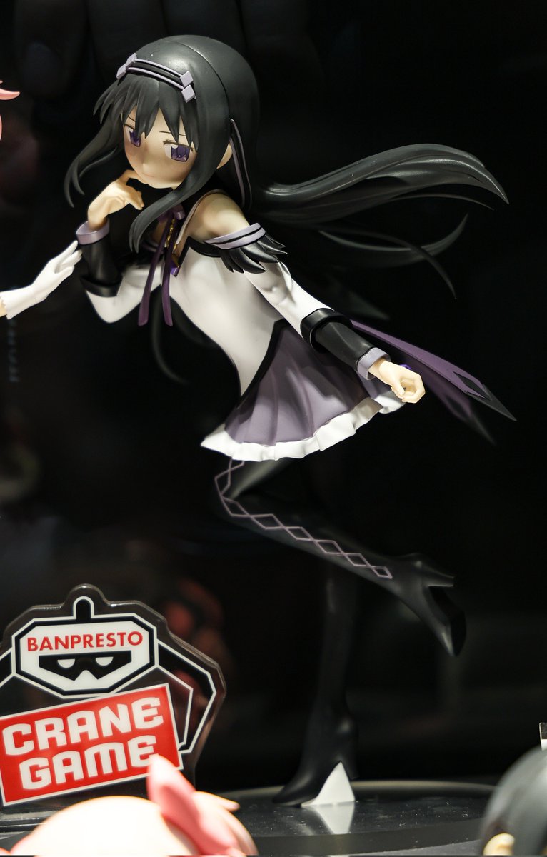 shidenkai301's tweet image. 廻天衣装のまどほむプライズフィギュアです
お収めください
#シャフト50周年展
#まどかマギカ