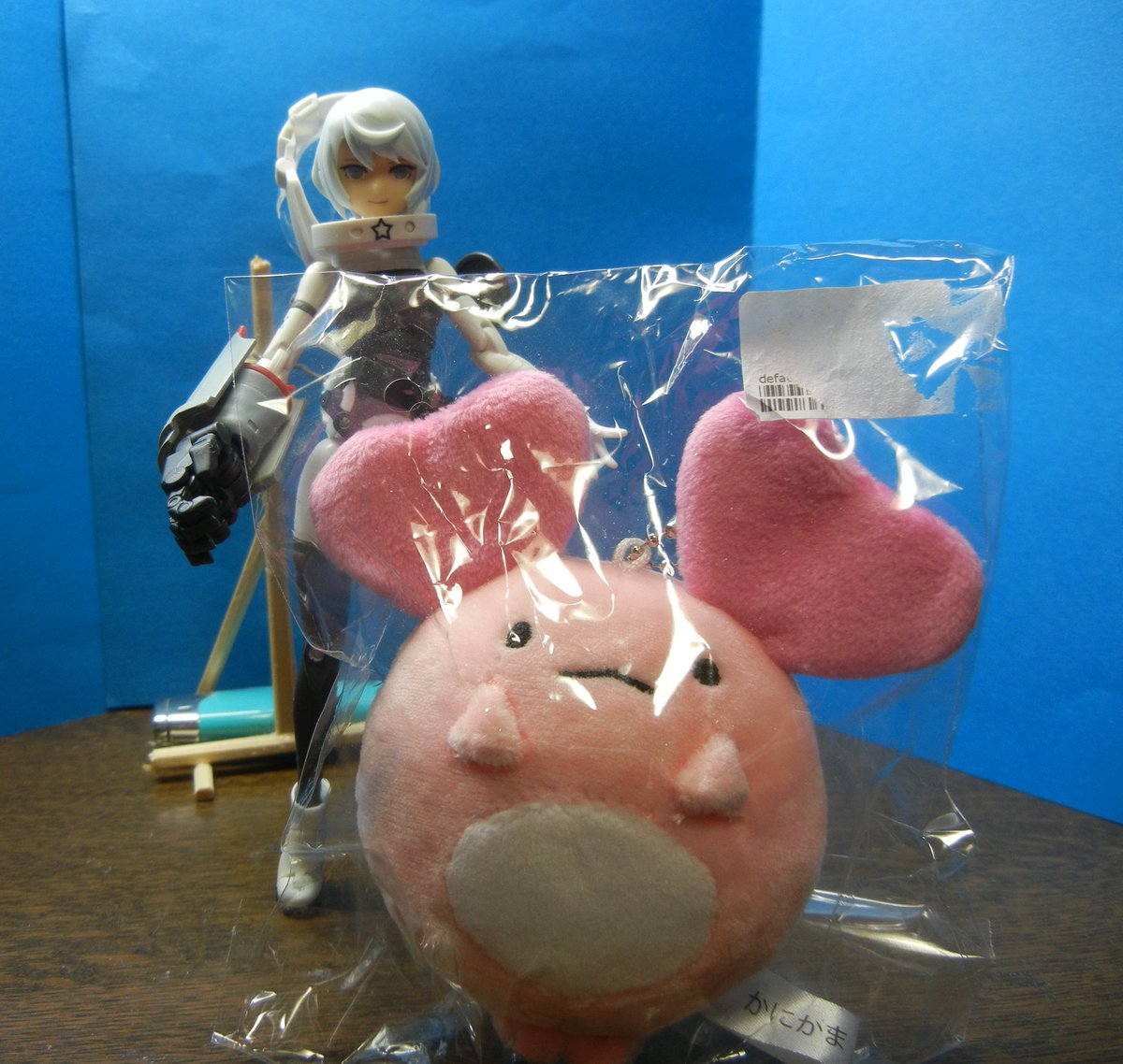 type319aa's tweet photo. 周防パトラさんのかにかまキーホルダーを買ってみました。とってもかわいらしいです。
レトロゲーだとプラネットライカを遊んで考察してほしいかな… https://t.co/PfNarz4zjA