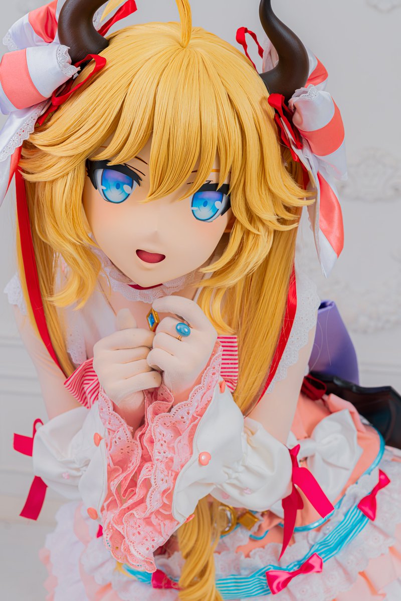 Two different ways of looking at me #kigurumi #着ぐるみ