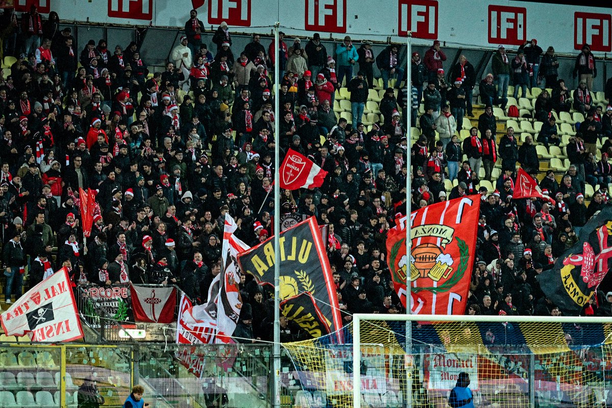 ACMonza's tweet photo. BUONGIORNO TIFOSI BIANCOROSSI ๐ฃ๏ธ๐ฅ
#ModenaMonza https://t.co/StIOyEmKxW
