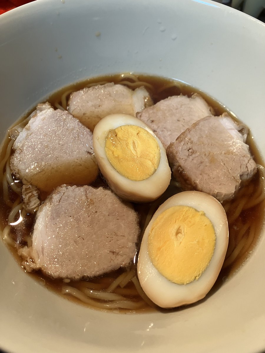 チャーシューと煮卵を作るなどしたラーメン🍜