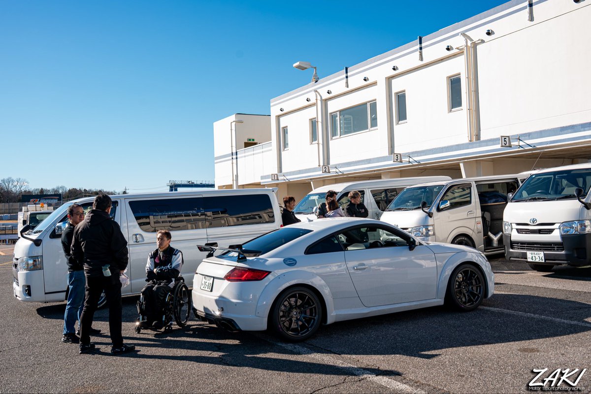 ザキさん
Attack走行会のお写真ありがとうございました。

来年もよろしくお願いいたします☺️

＠memorial2000 
＃Attack筑波